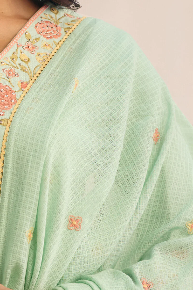 Surplus: Mehraab Nida Dupatta - Image 3