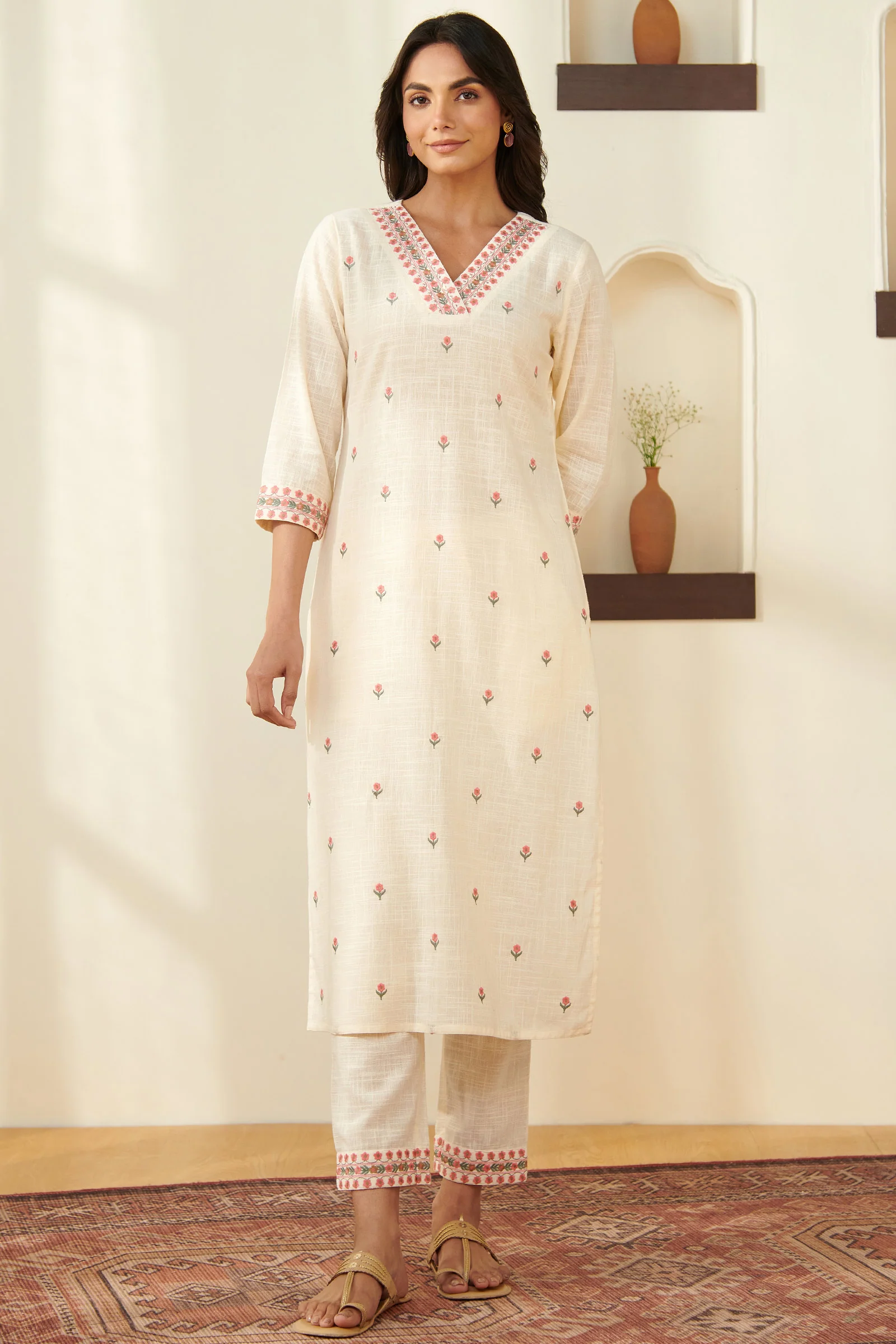 Mehraab Rabiya Cream Kurta - Image 2