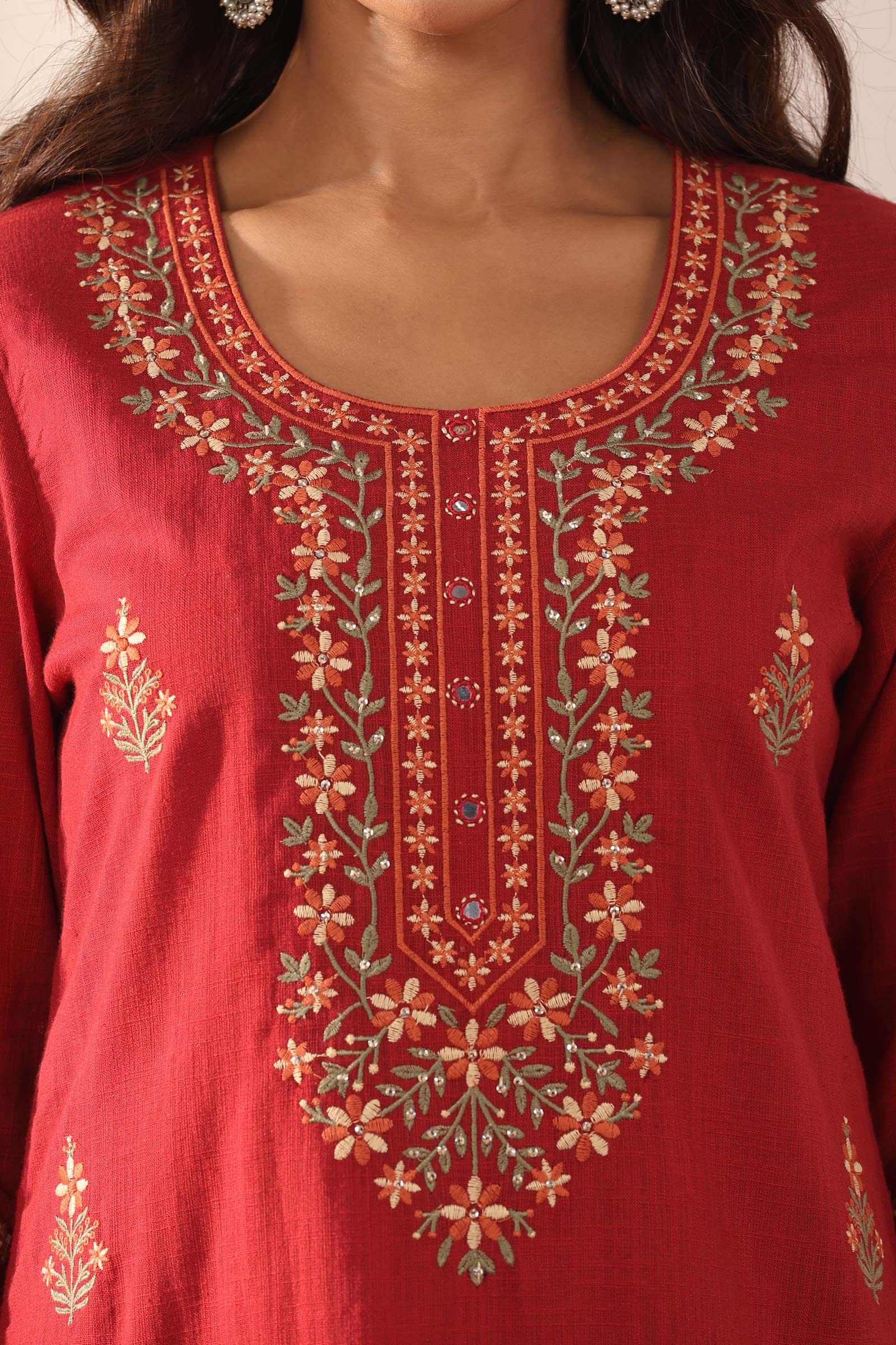 Mehraab Sabeen Red Kurta - Image 4