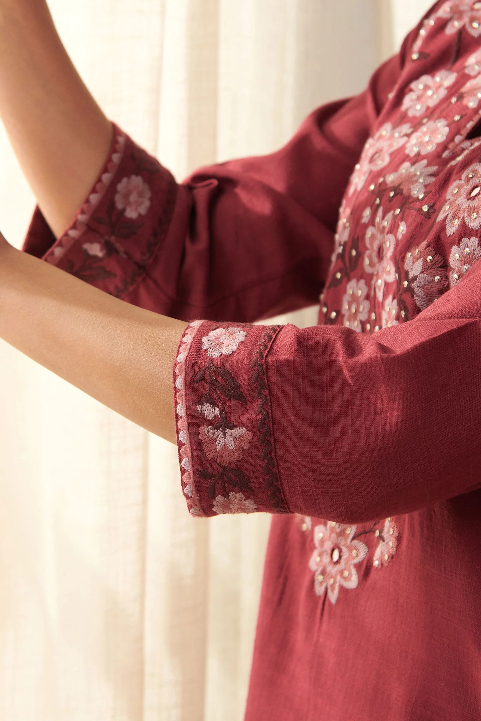 Mehraab Shabnam Kurta - Image 5