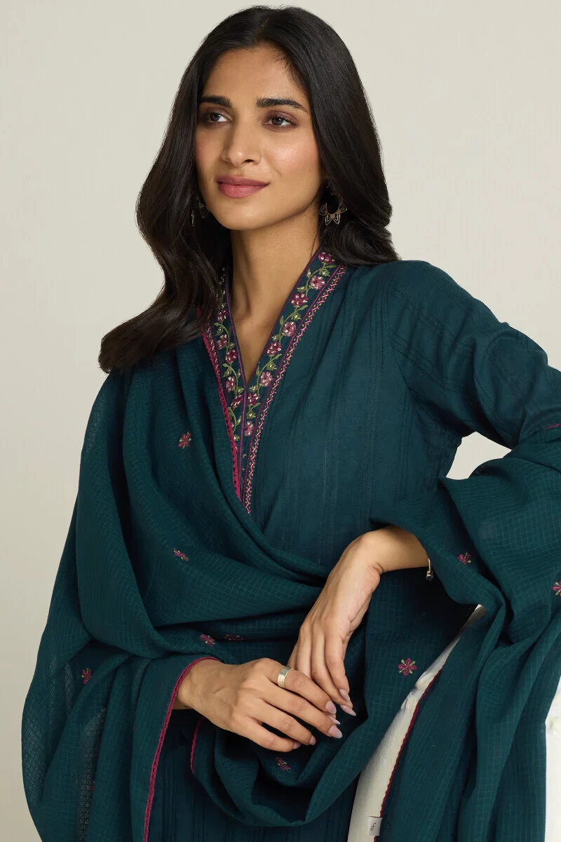 Surplus: Mehraab Simer Kurta - Image 7