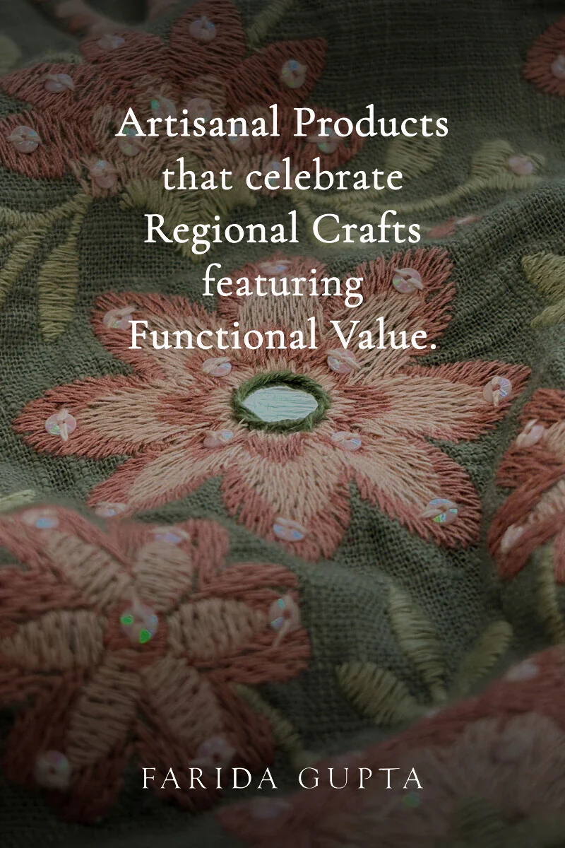 Surplus: Mehraab Siya Kurta - Image 9