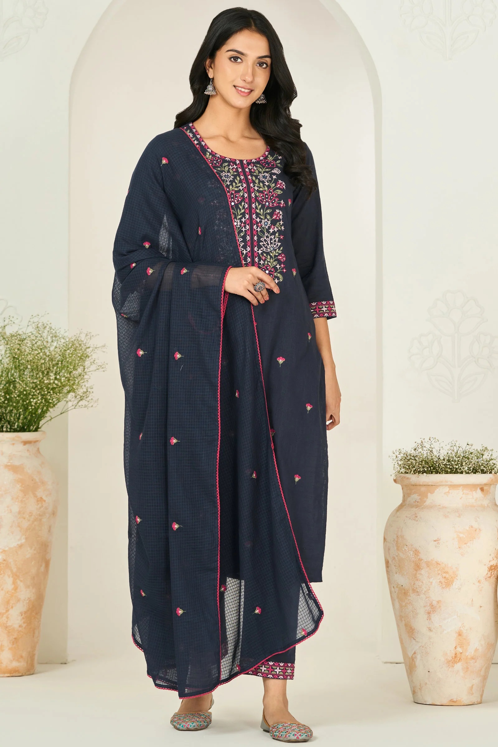 Mehraab Sneha Narrow Pants - Image 3