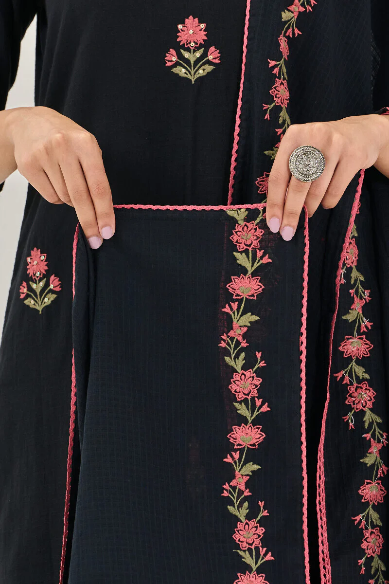 Mehraab Zehnab Dupatta - Image 4