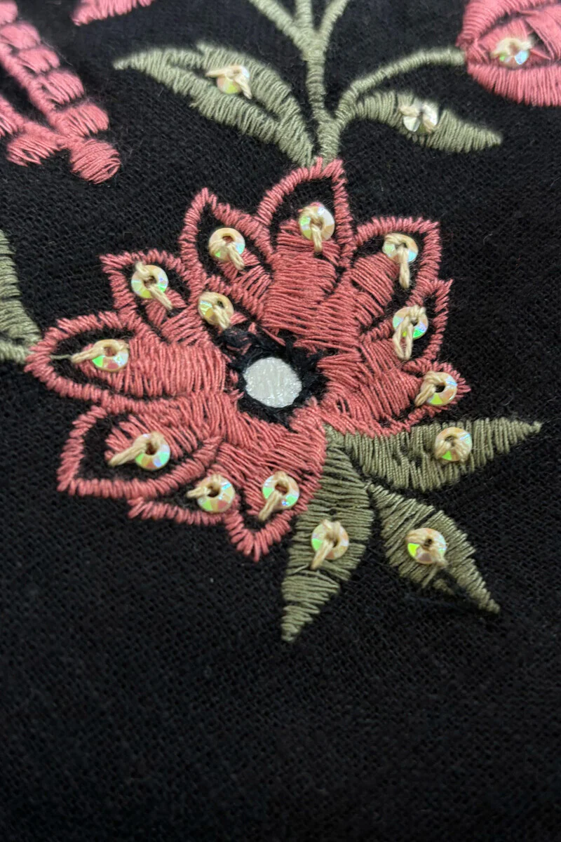 Mehraab Zehnab Kurta - Image 2