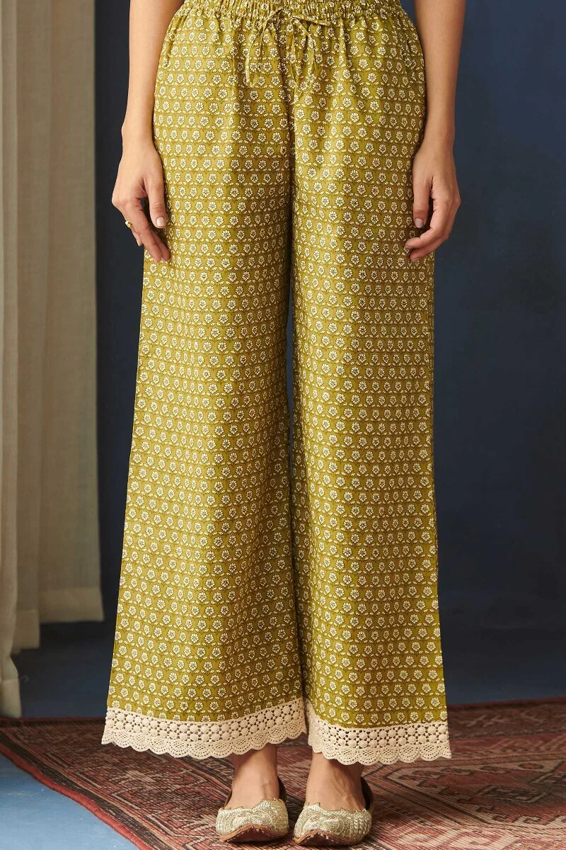 Surplus: Mehreen Nikhat Sanganeri Farsi