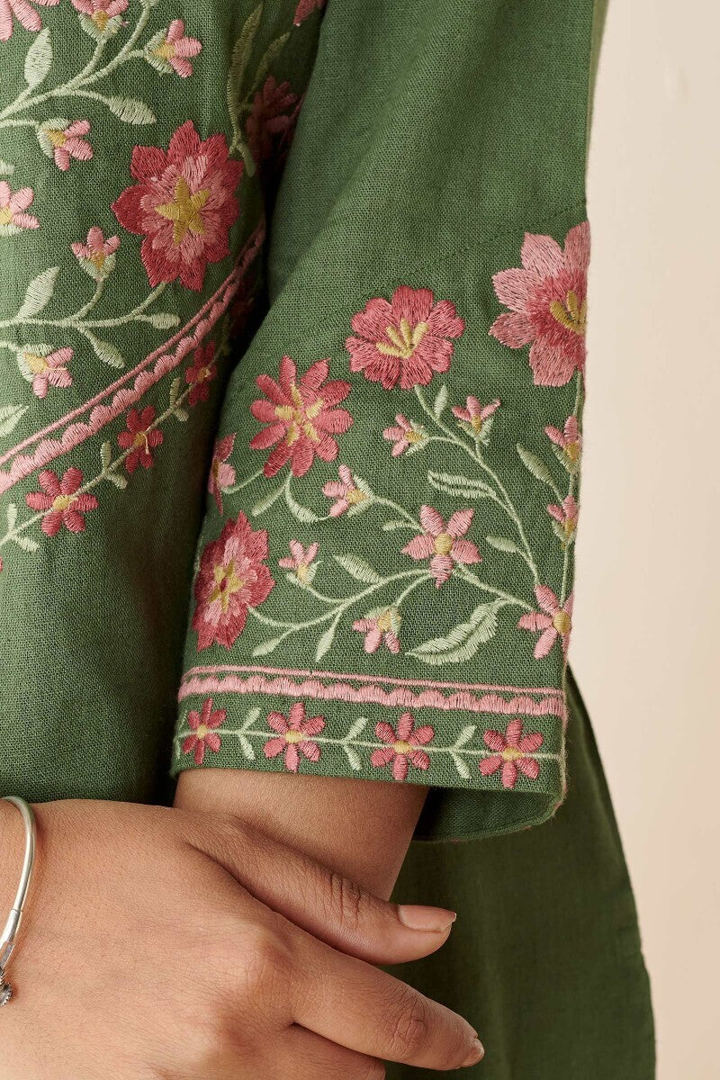 Surplus: Mehreen Saira Kurta - Image 6