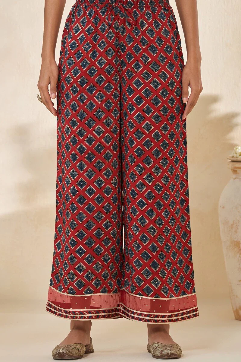 Surplus: Mehrunissa Aiza Ajrak Farsi