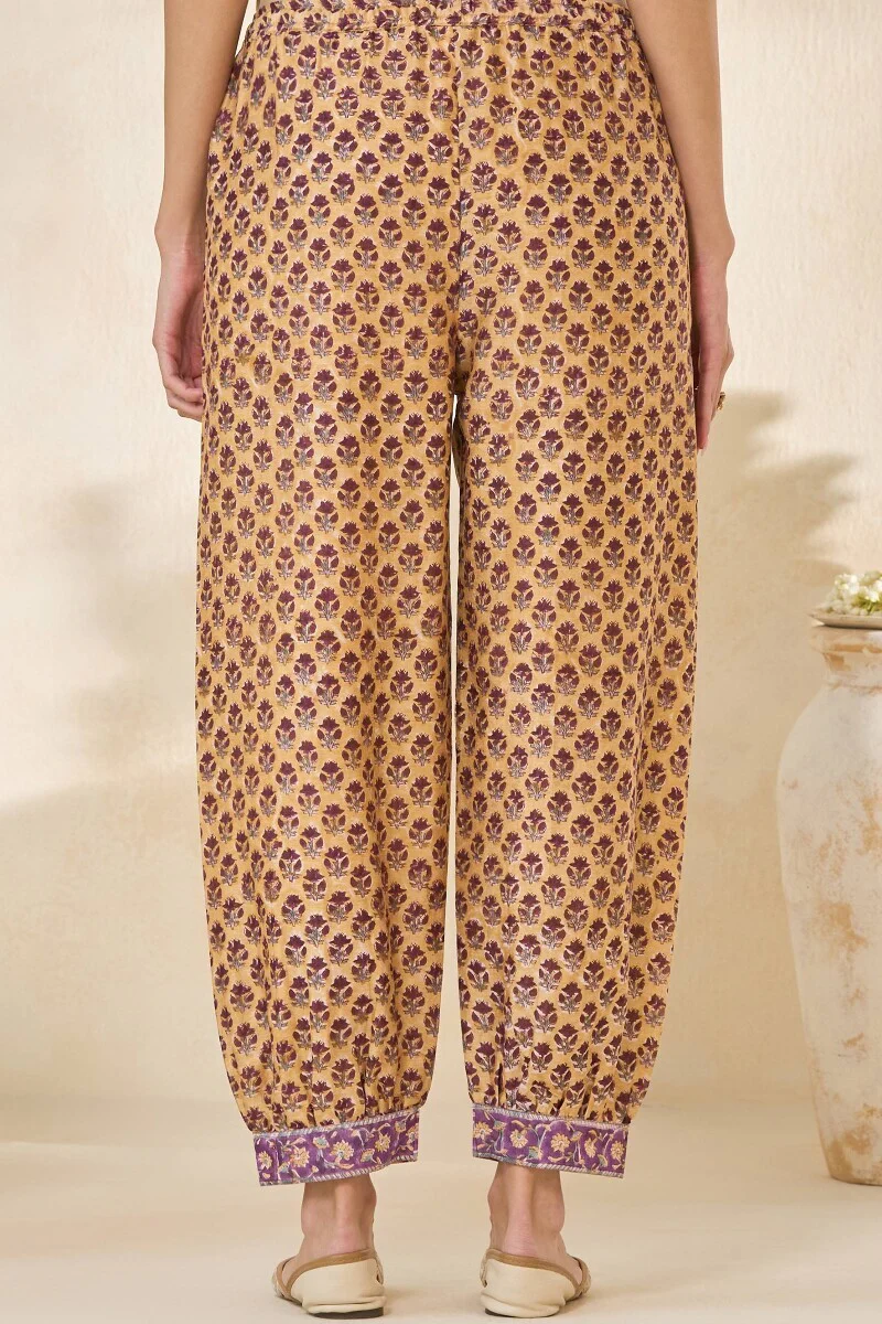 Mehrunissa Gulnaaz Sanganeri Izhaar Pants - Image 4