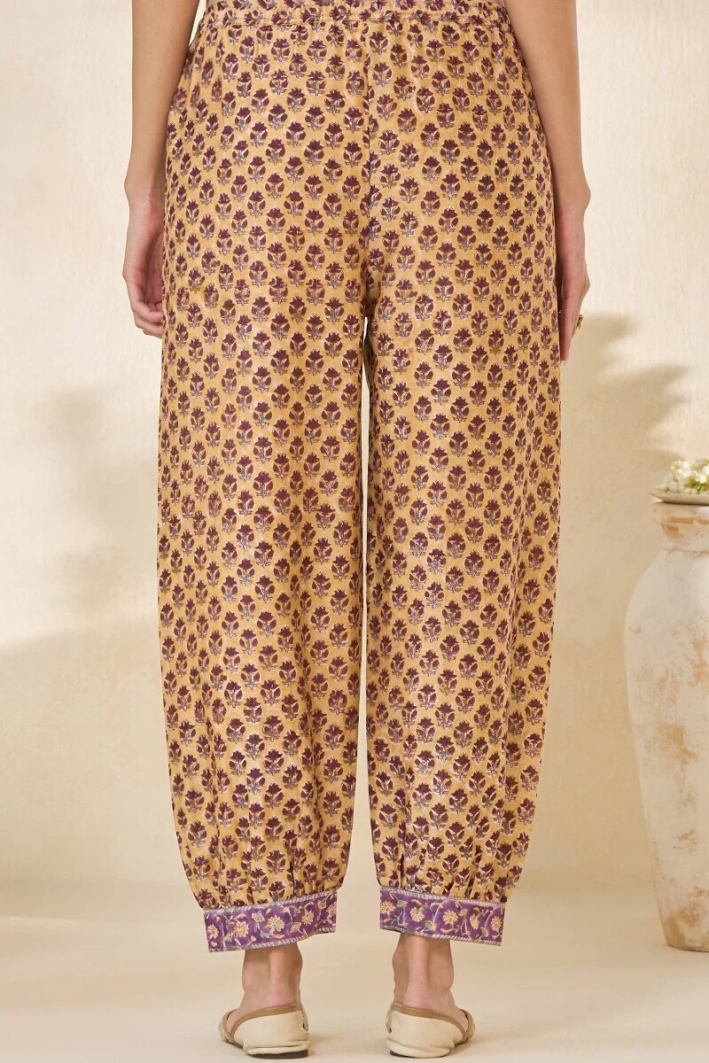 Surplus: Mehrunissa Gulnaaz Sanganeri Izhaar Pants - Image 4