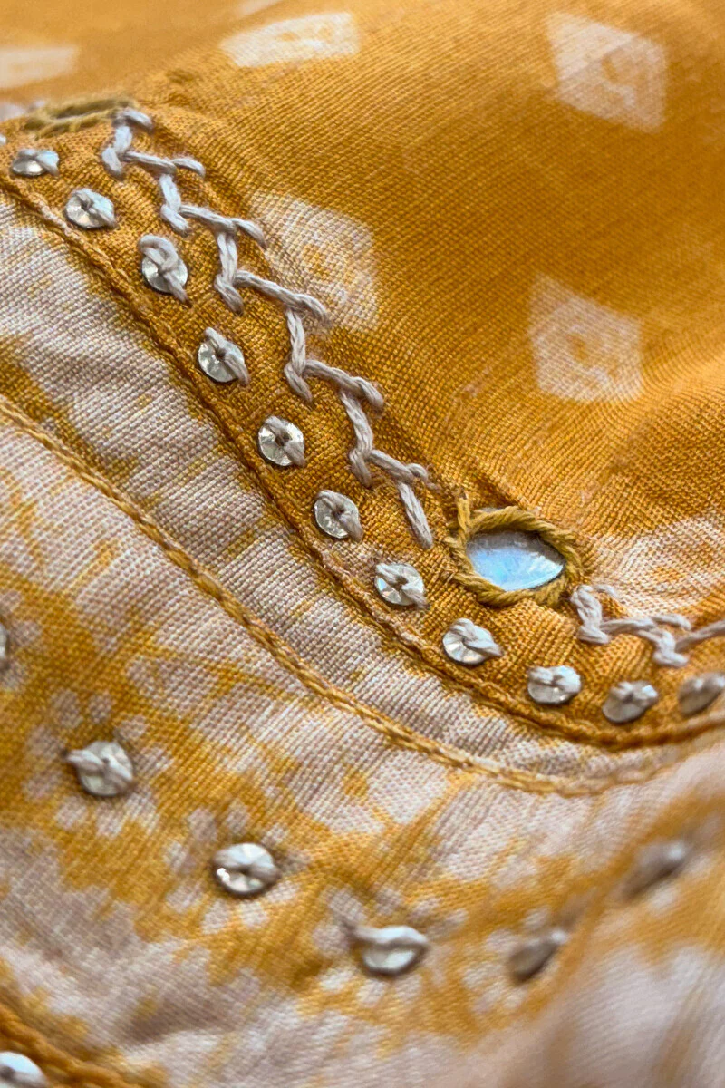 Mehrunissa Naureen Kurta - Image 2