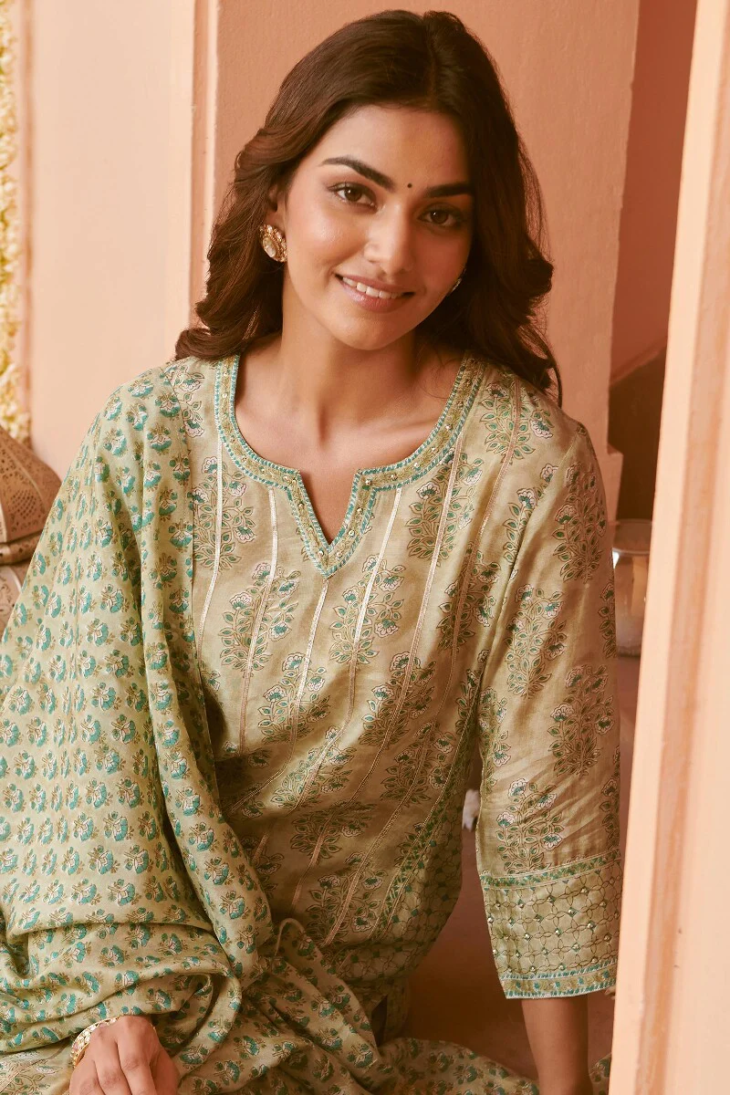 Mehrunissa Sehr Modal Dupatta - Image 5