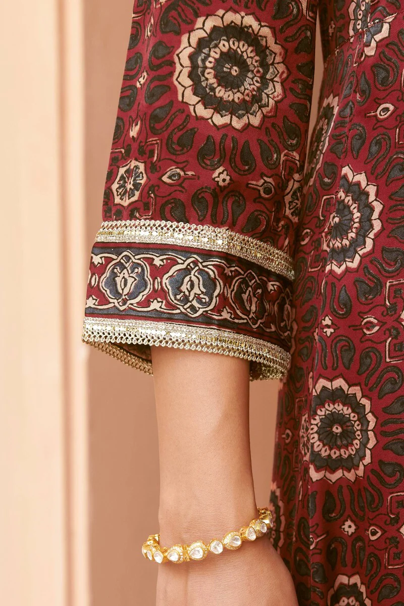 Mehrunissa Tahira Ajrak Kurta - Image 6