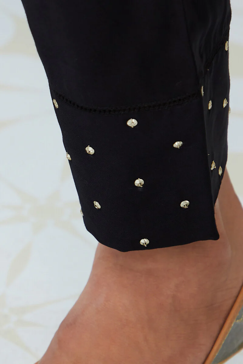 Mehrunissa Zeinab Black Narrow Pants - Image 2