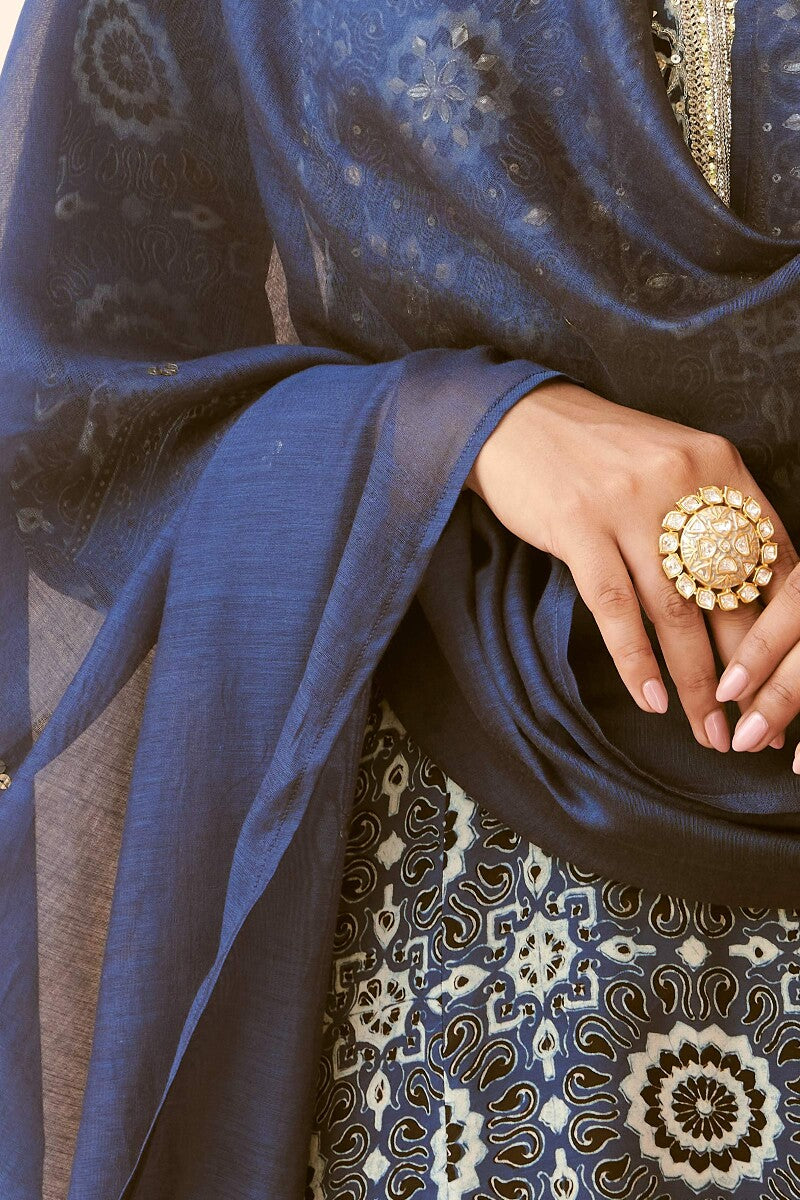 Mehrunissa Zubeida Dupatta - Image 4