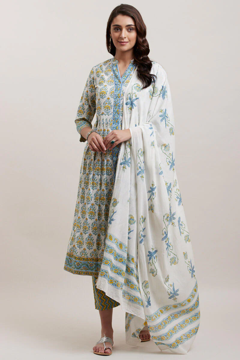 Mehtab Nilofar Kurta - Image 5
