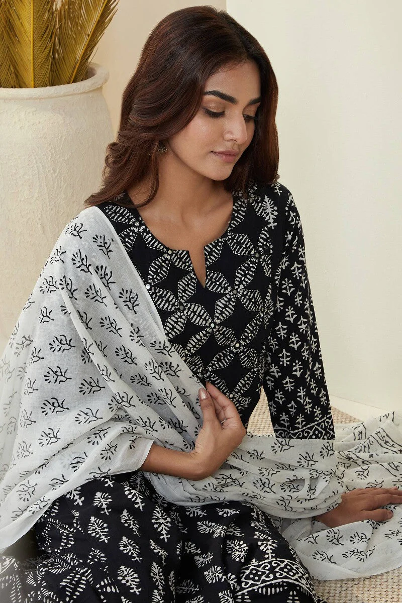 Mirza Ameera Dupatta - Image 5