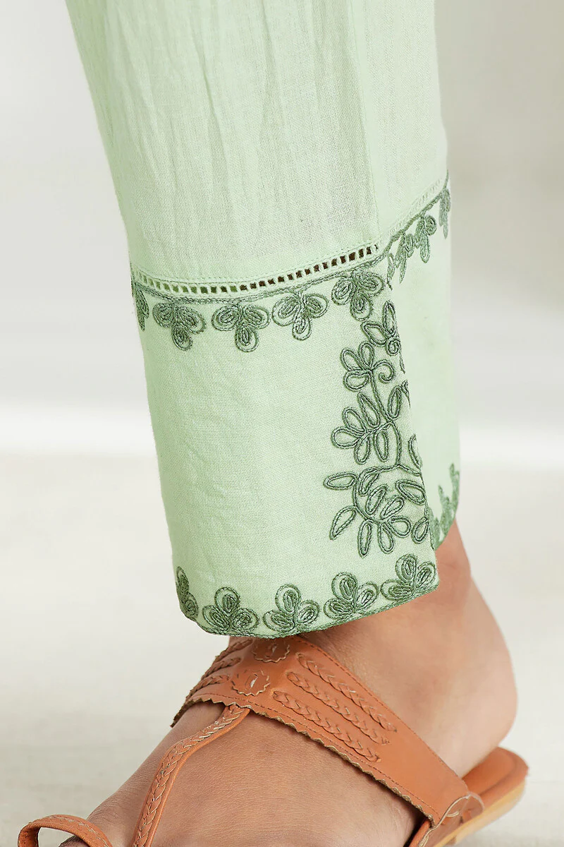 Mirza Gauhar Handloom Narrow Pants - Image 4