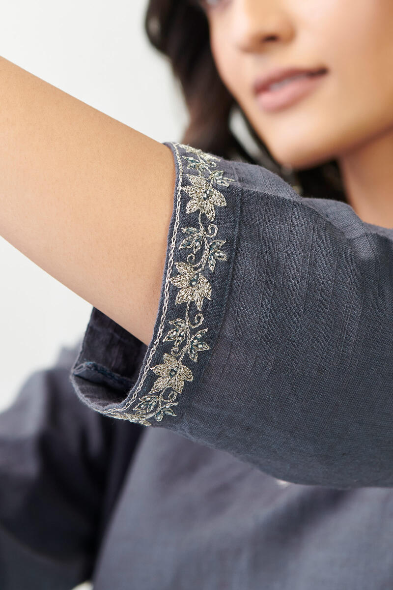 Mirza Sahira Handloom Kurta - Image 4