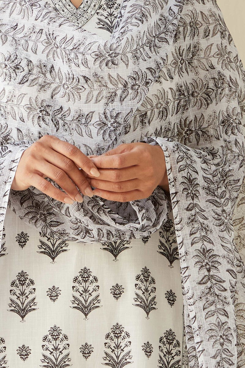 Mumtaz Heer Sanganeri Dupatta - Image 4