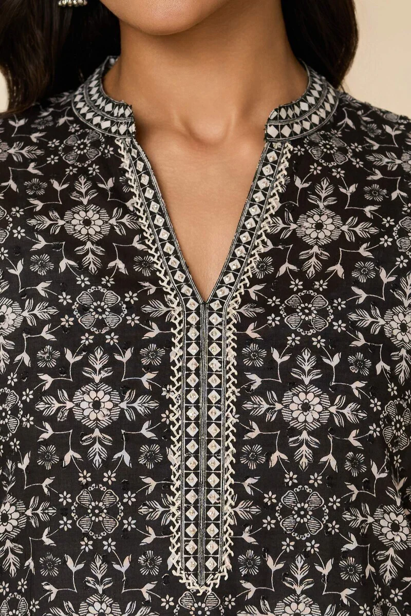 Surplus: Mumtaz Tira Top - Image 2