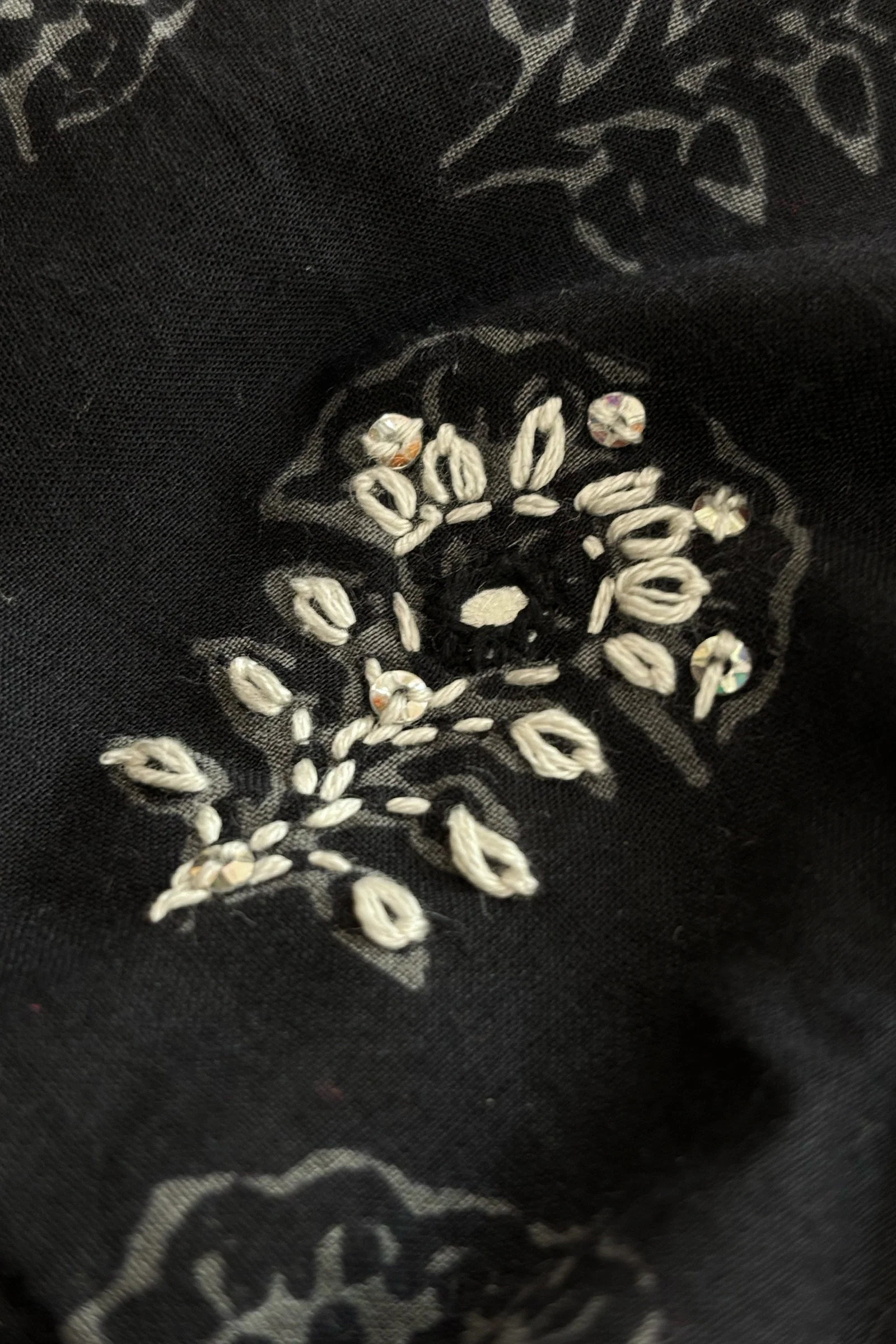 Mumtaz Zeenat Sanganeri Kurta - Image 3