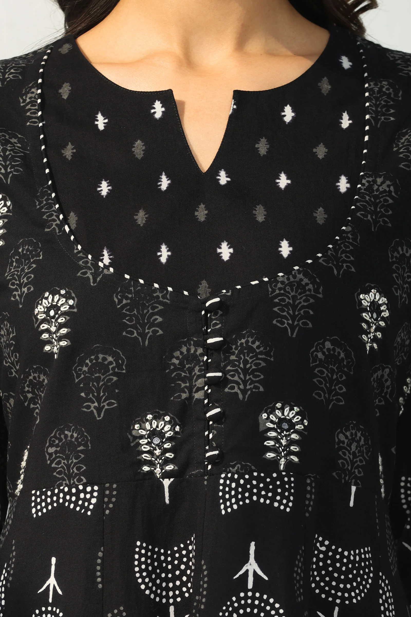 Mumtaz Zeenat Sanganeri Kurta - Image 4
