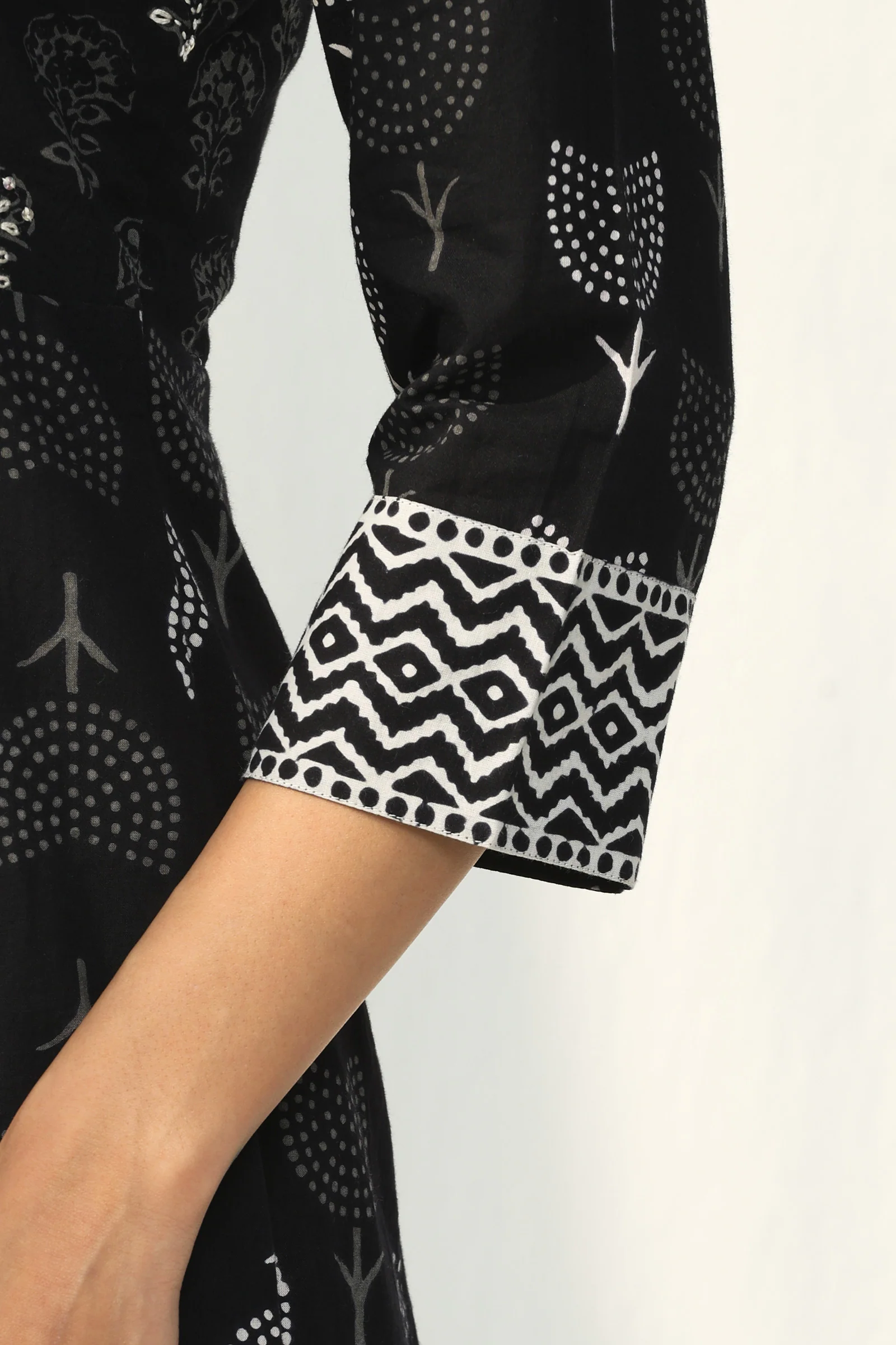 Mumtaz Zeenat Sanganeri Kurta - Image 5