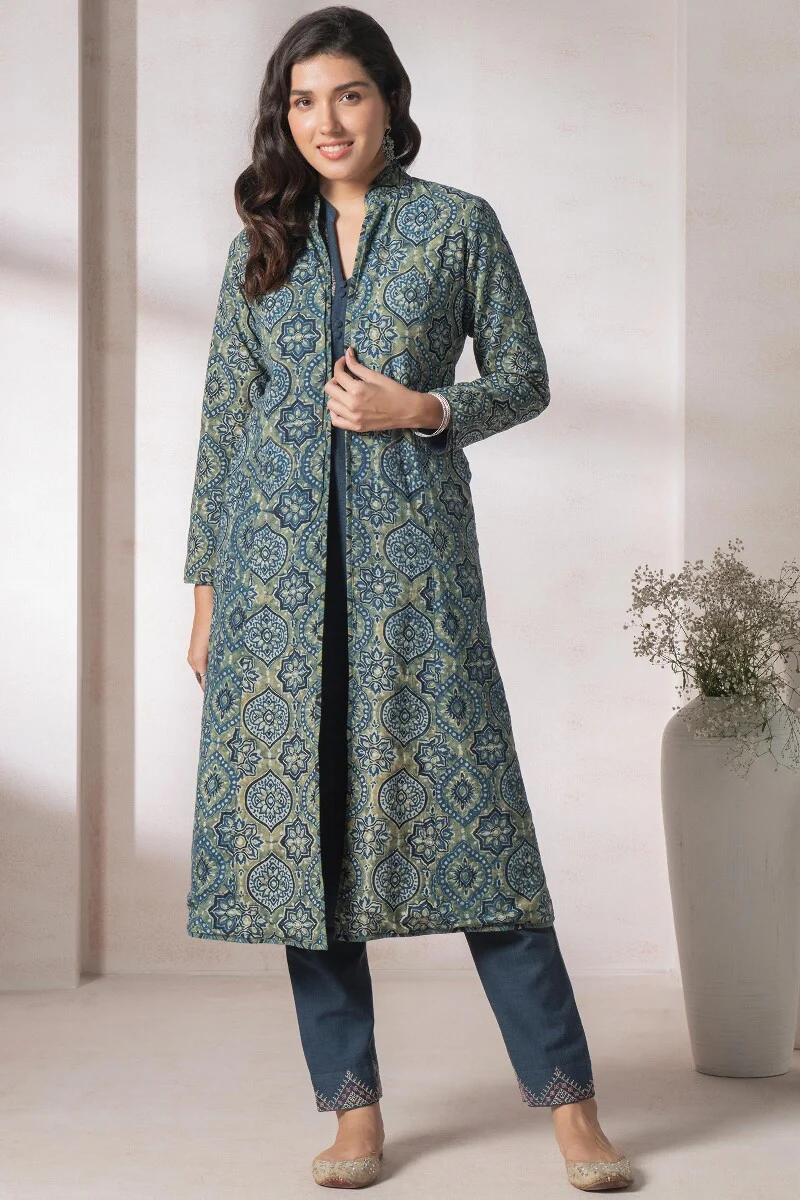 Naadirah Ayesha Reversible Jacket - Image 4