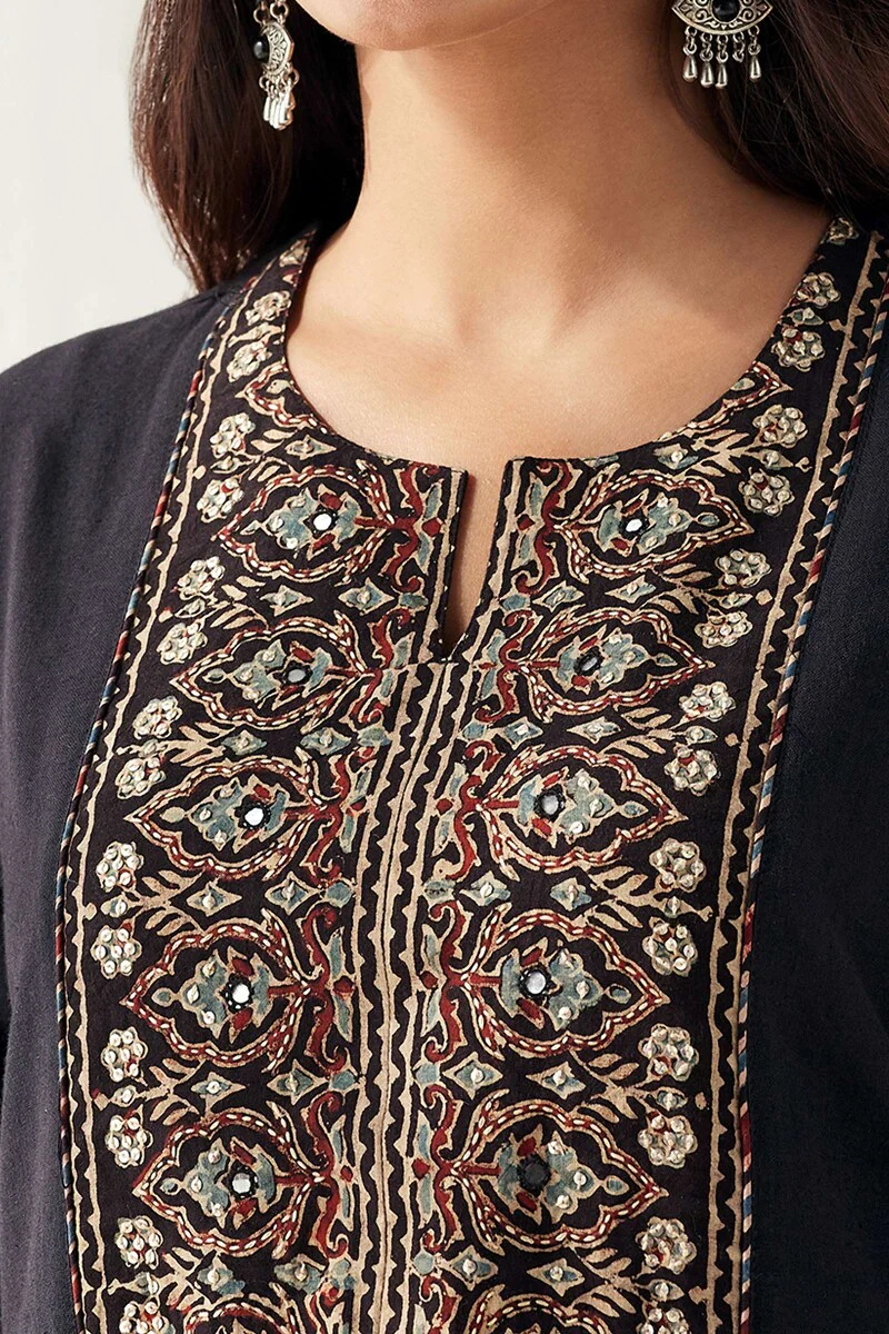 Naadirah Inaya Handloom Kurta - Image 3