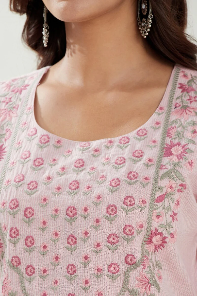 Naadirah Jia Pink Handloom Kurta - Image 3