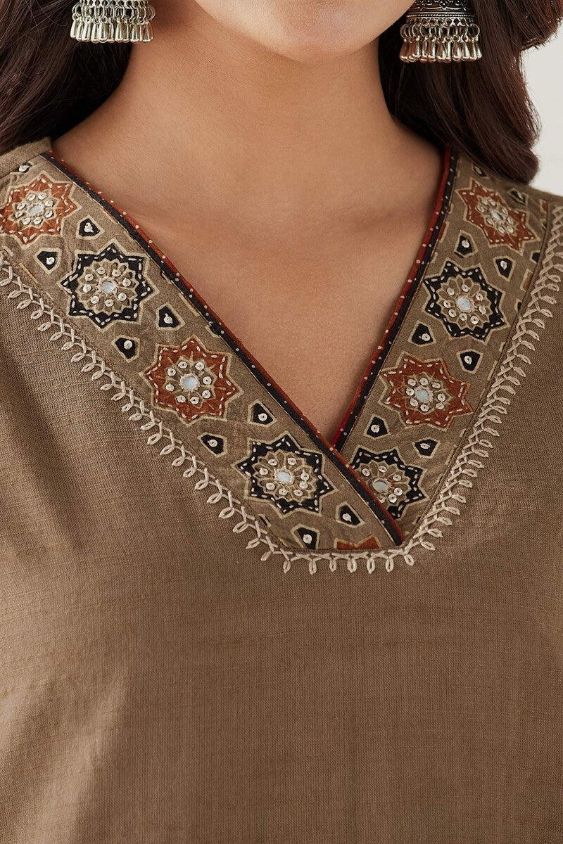 Naadirah Malaika Handloom Kurta - Image 3