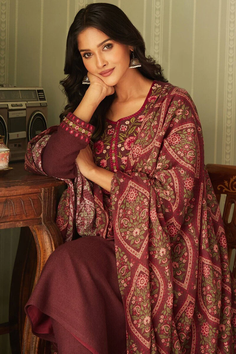 Naadirah Nafisa Faux Wool Kurta - Image 7