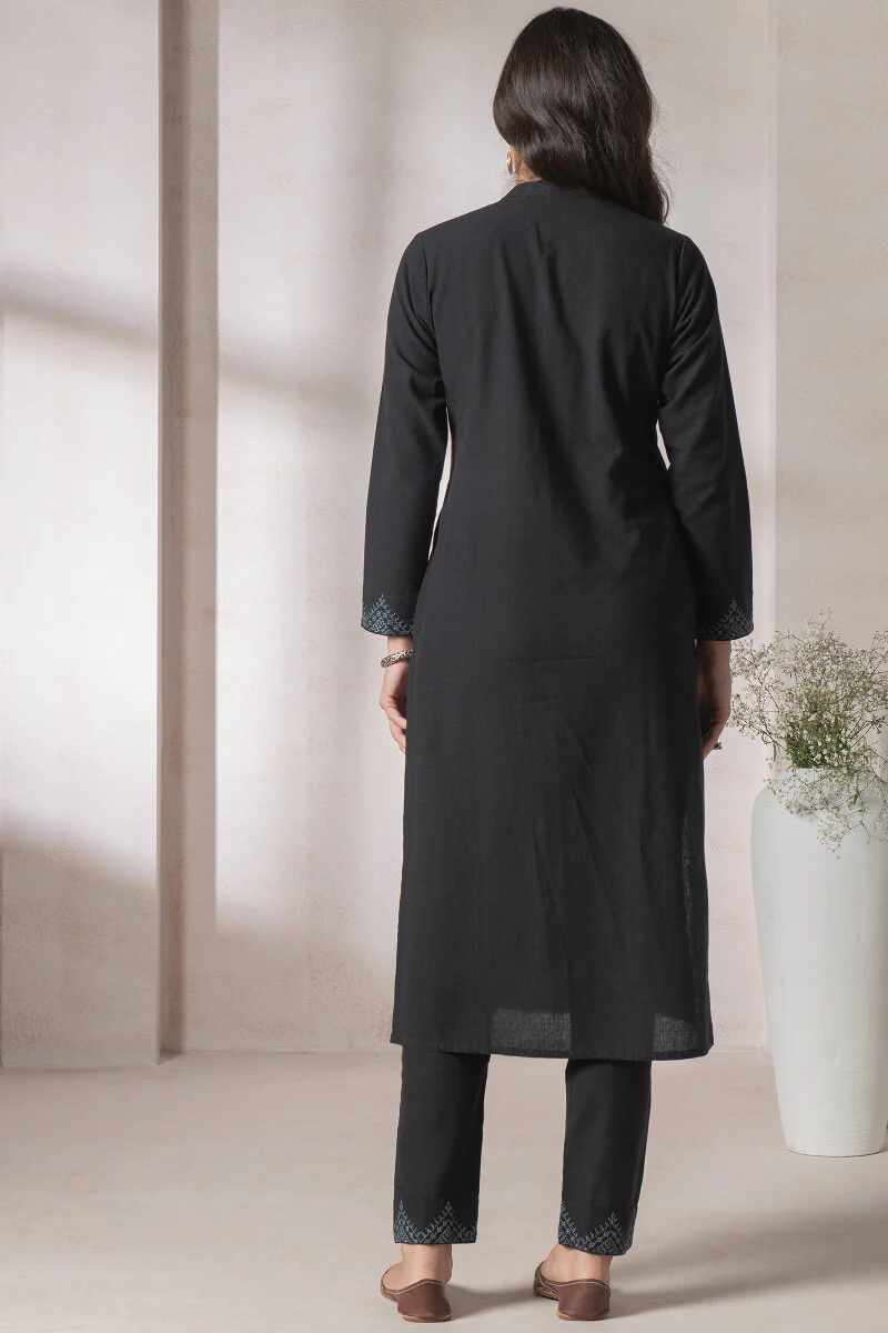 Naadirah Nazreen Handloom Kurta - Image 5