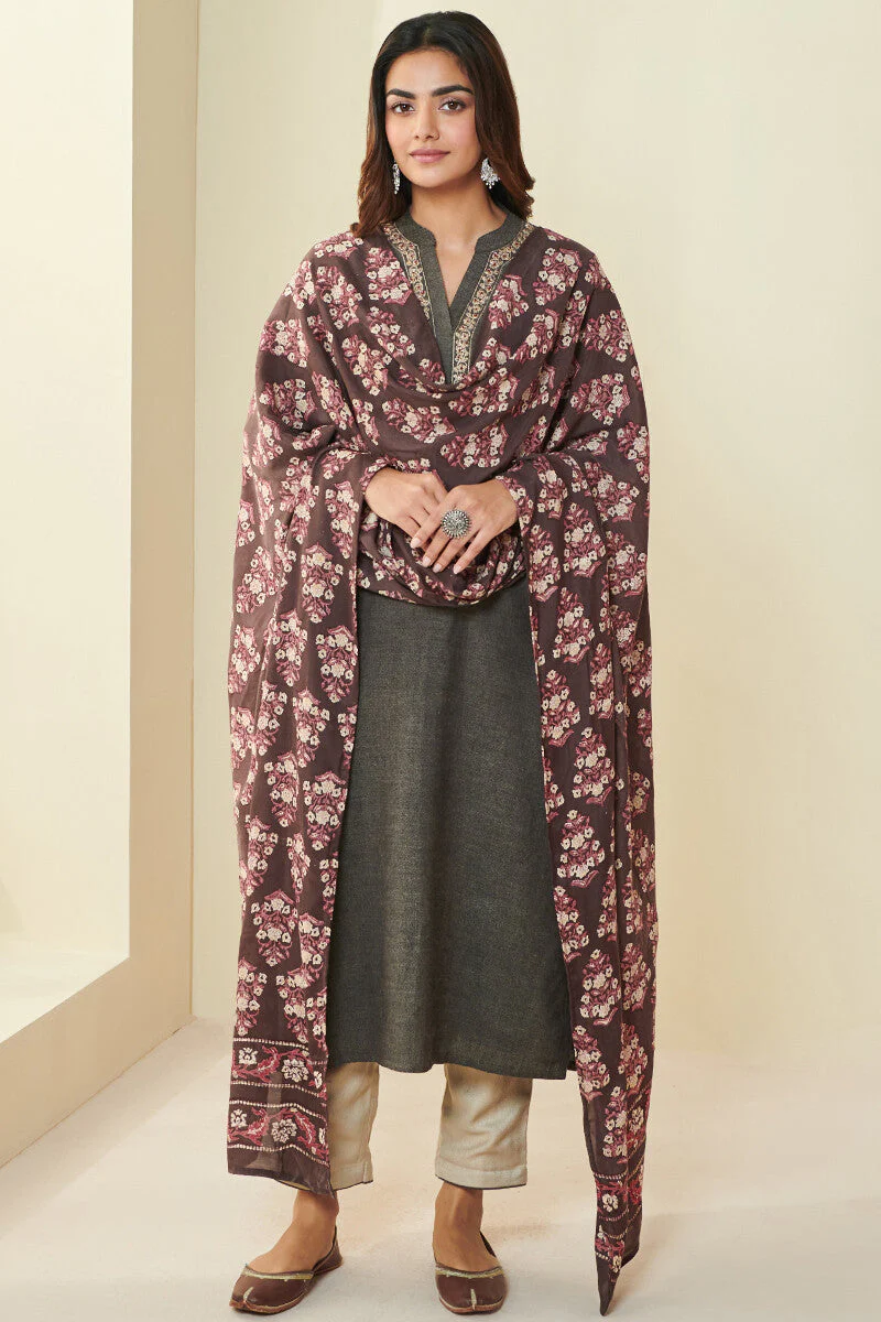 Naadirah Ruhani Faux Wool Narrow Pants - Image 3