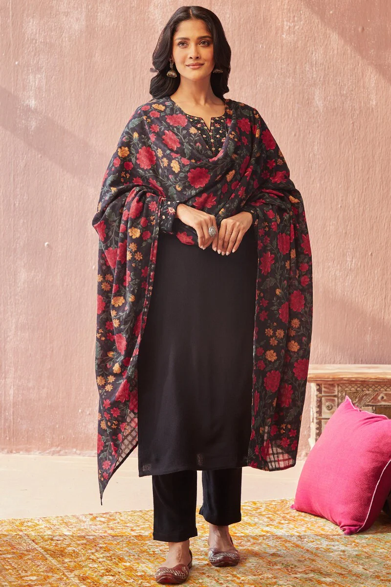 Naadirah Samreen Faux Wool Kurta - Image 4
