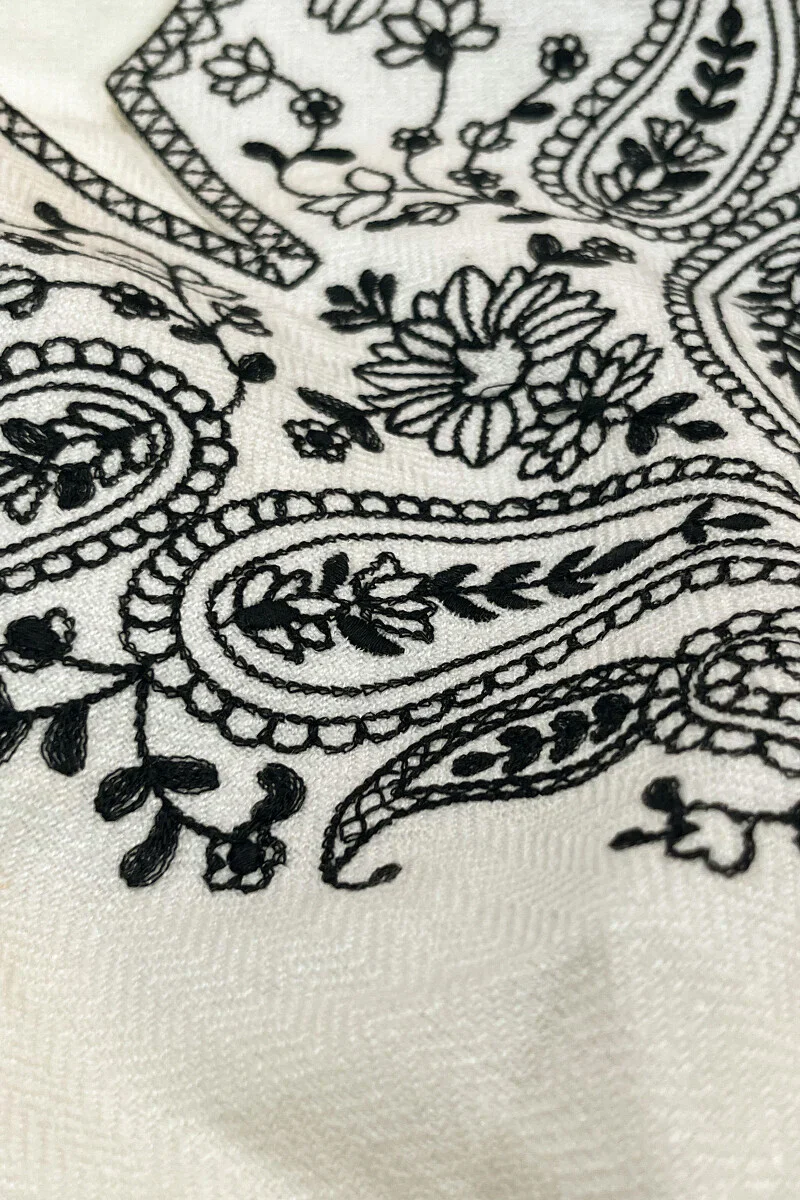 Naadirah Sehreen Faux Wool Kurta - Image 3