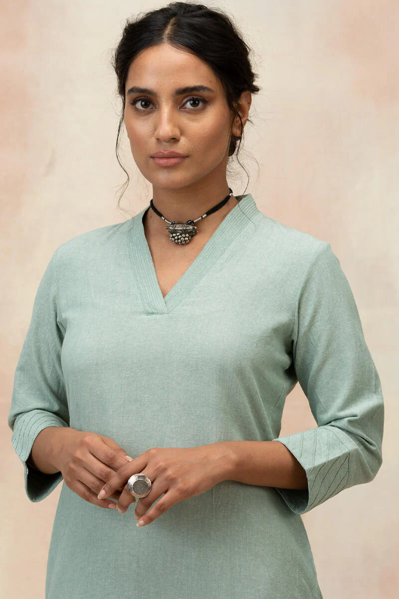 Naadirah Tasnim Handloom Kurta