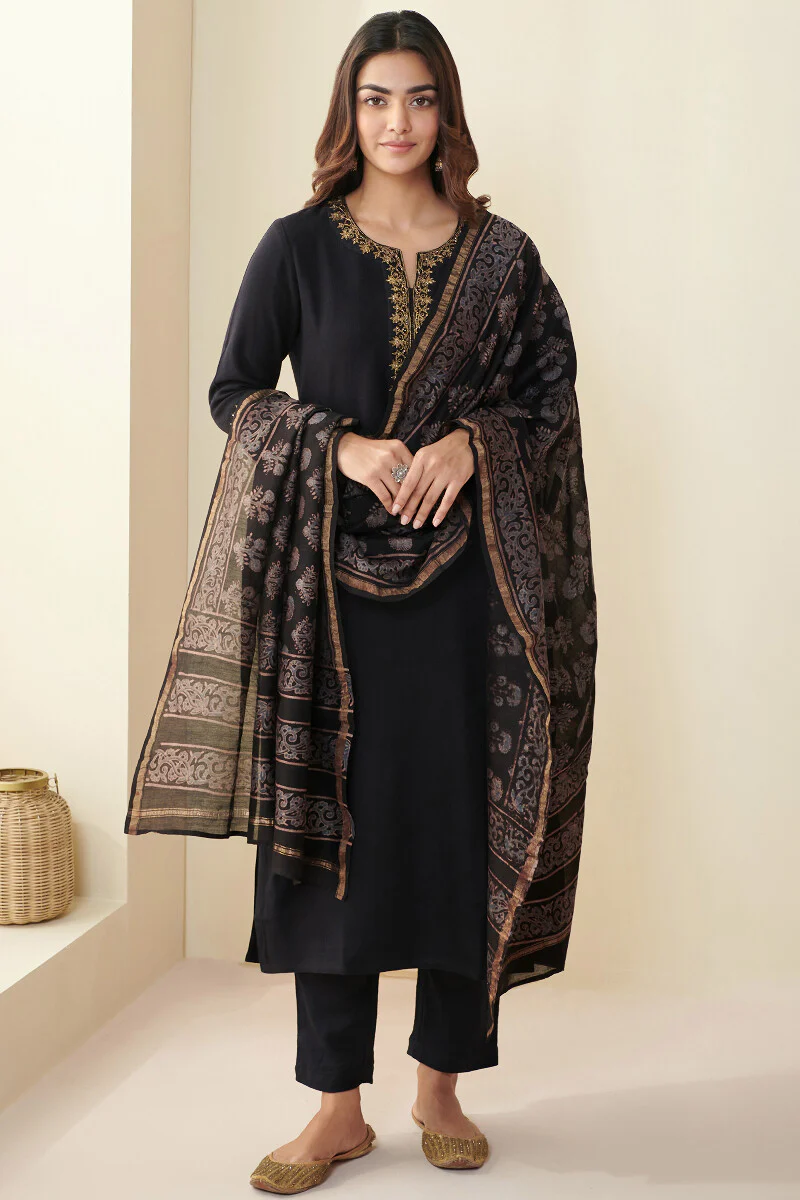 Naadirah Tazmeen Faux Wool Kurta - Image 5