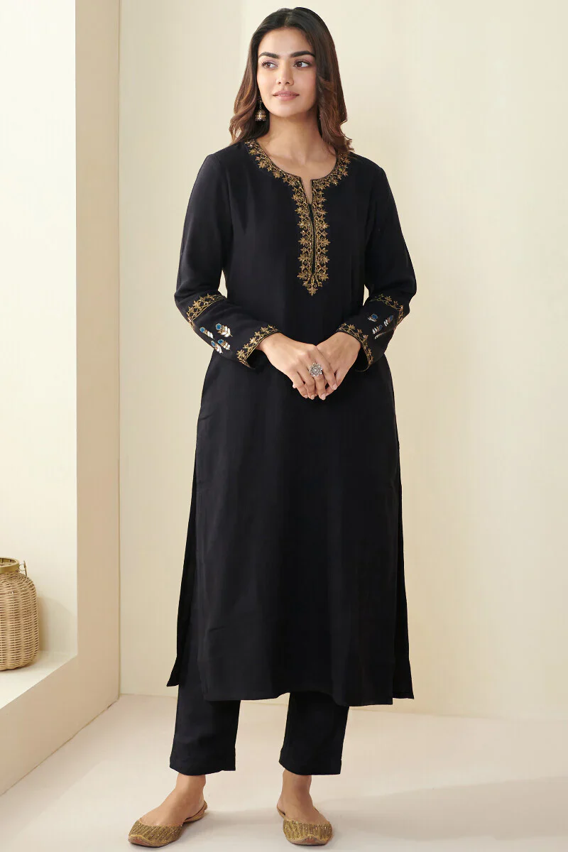 Surplus: Naadirah Tazmeen Faux Wool Kurta - Image 2