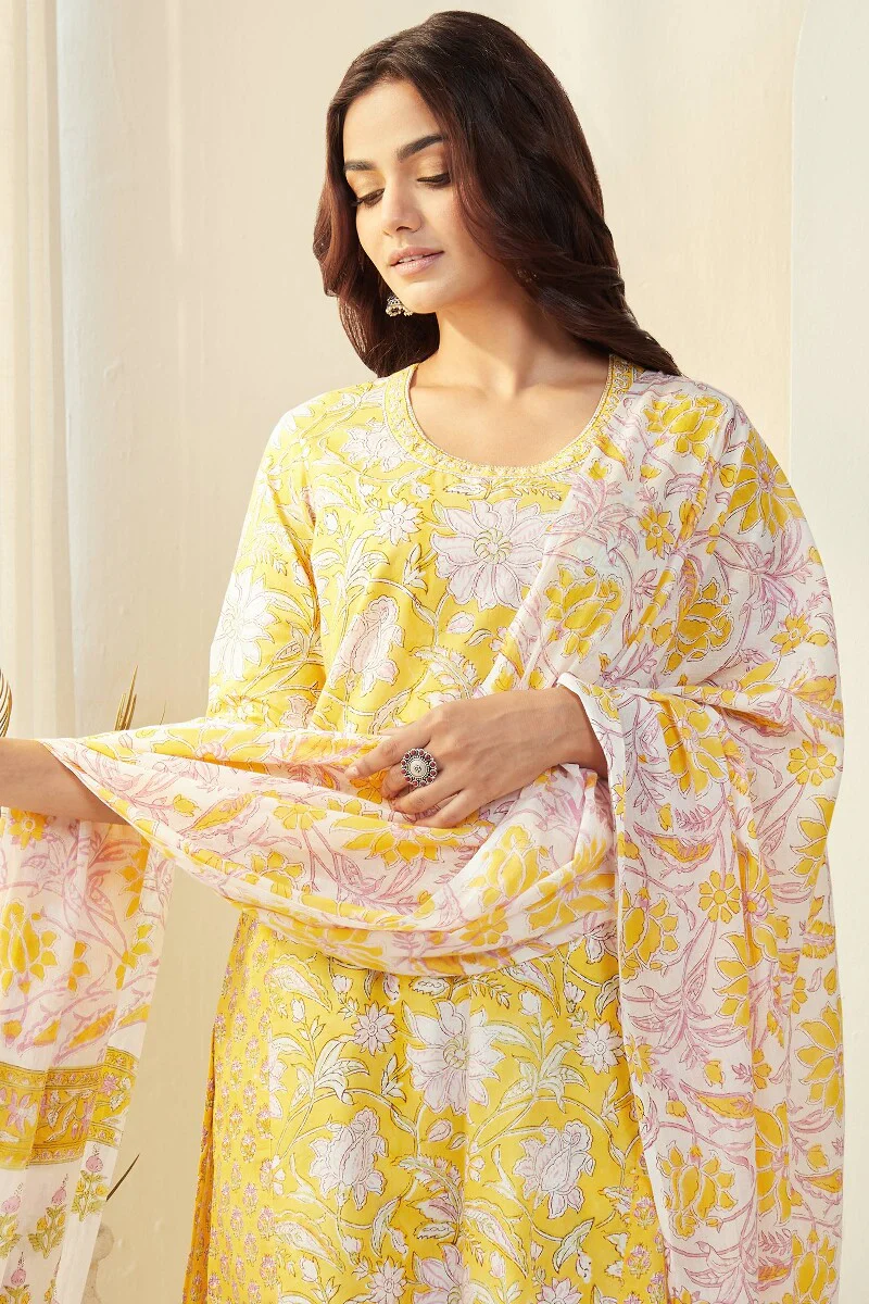 Nafees Zinat Kurta - Image 7