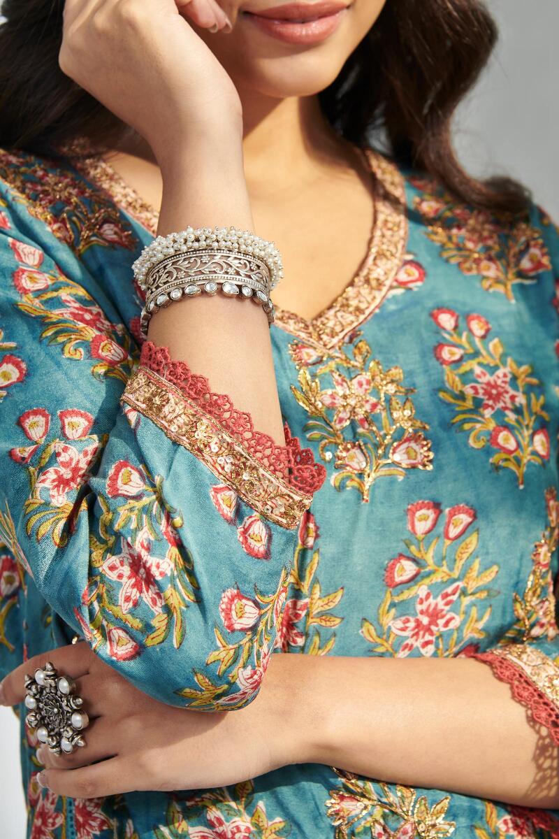 Nasrine Farnaz Sanganeri Modal Kurta - Image 6