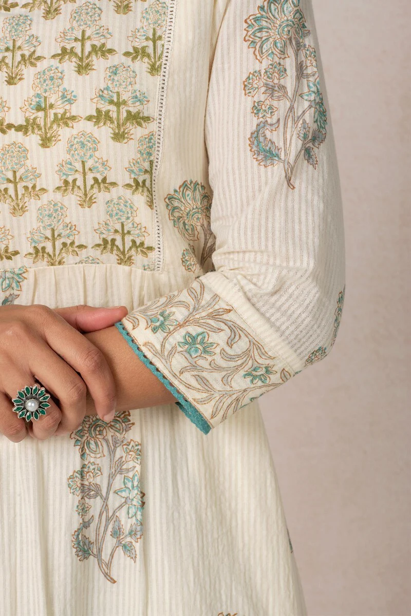 Nasrine Firoza Sanganeri Dress - Image 4