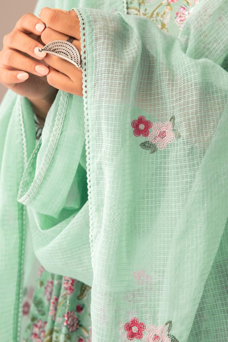 Nasrine Mehar Kota Dupatta - Image 4