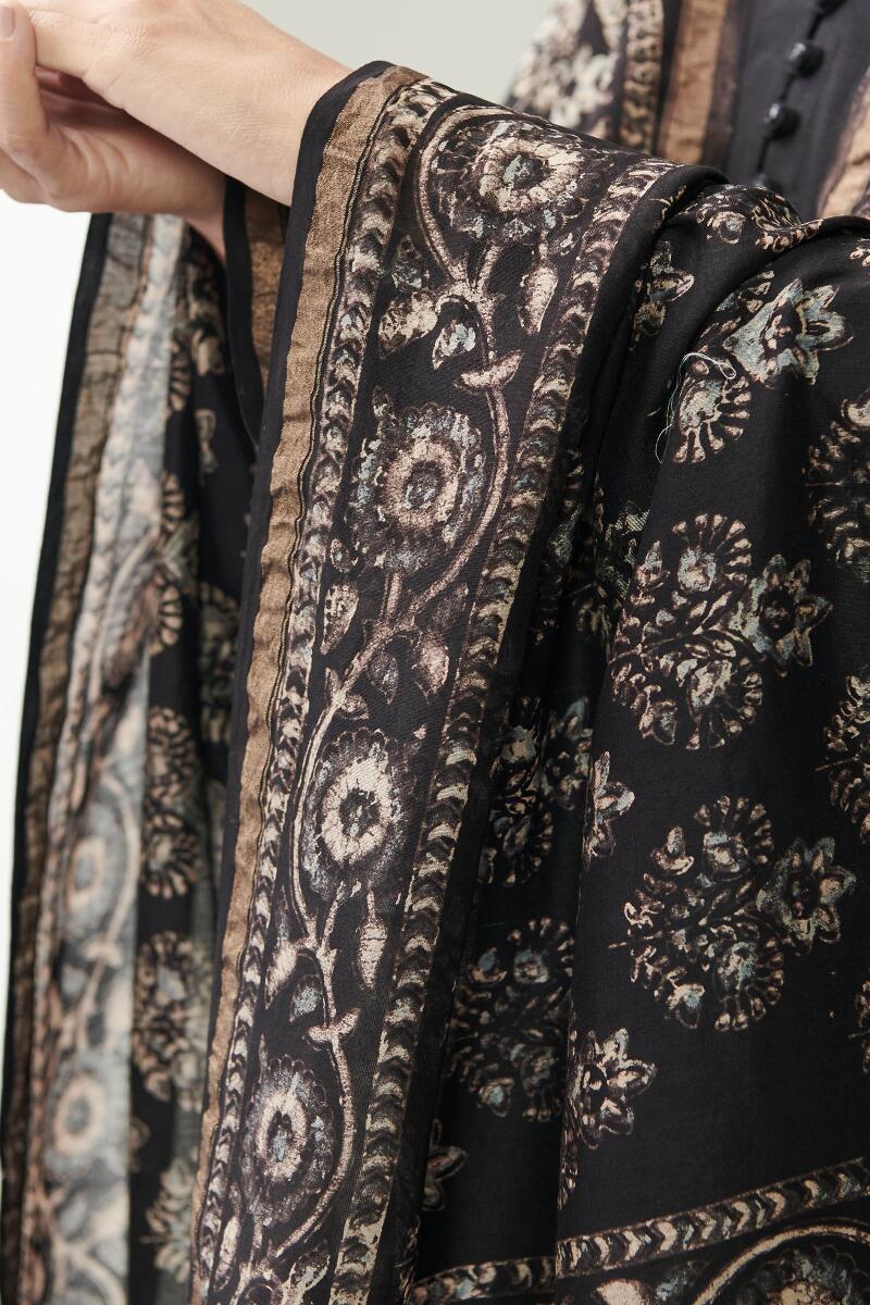 Nasrine Mehnaz Ajrak Chanderi Dupatta - Image 4