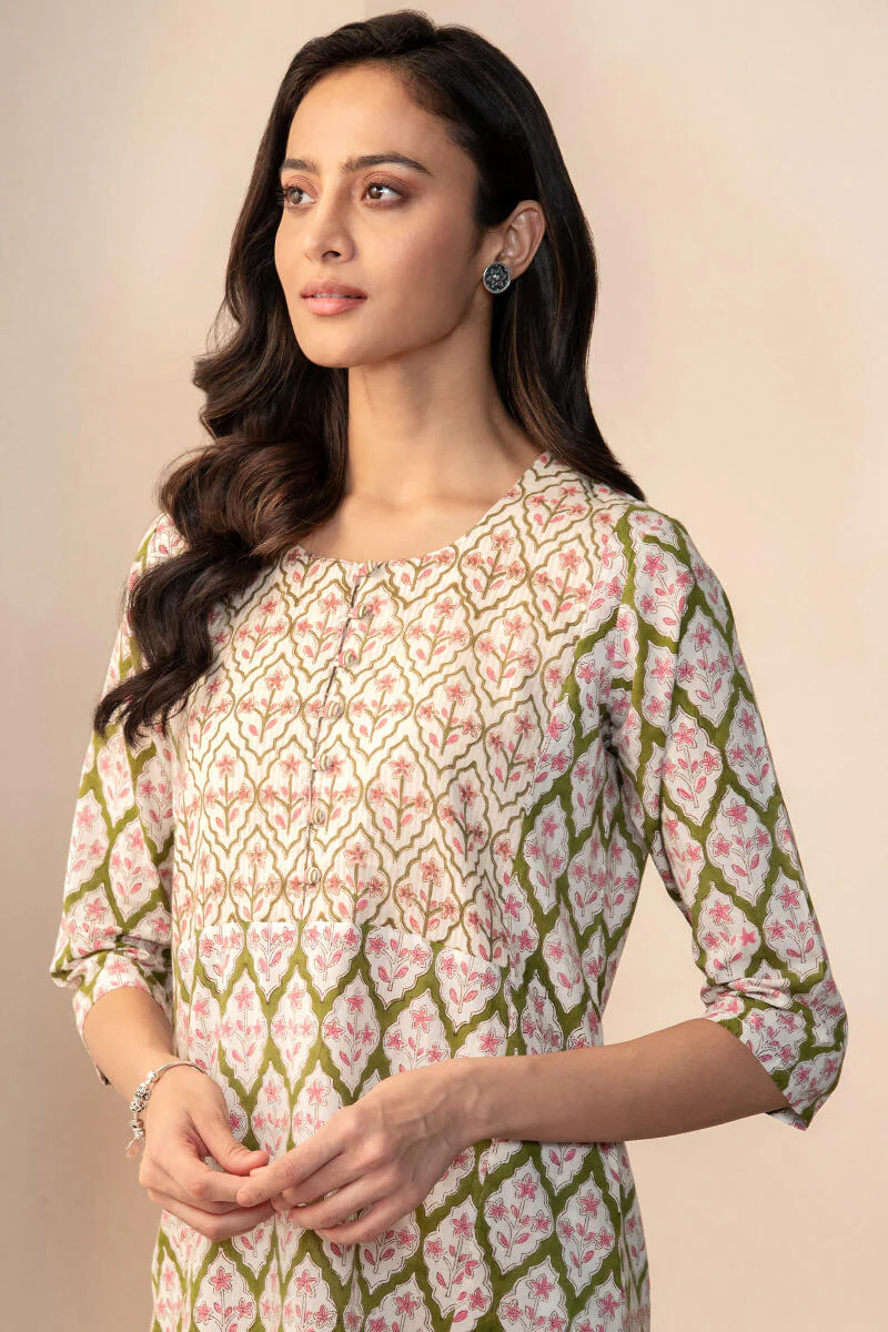 Nasrine Mirza Sanganeri Kaftan