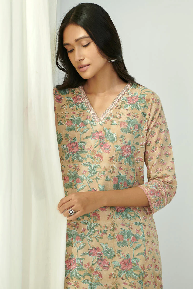 Nasrine Parveen Sanganeri Kaftan