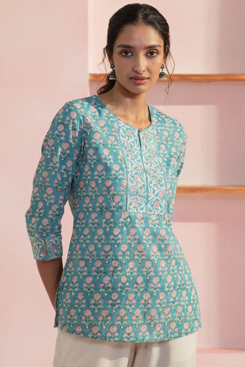 Nasrine Rabiya Sanganeri Top