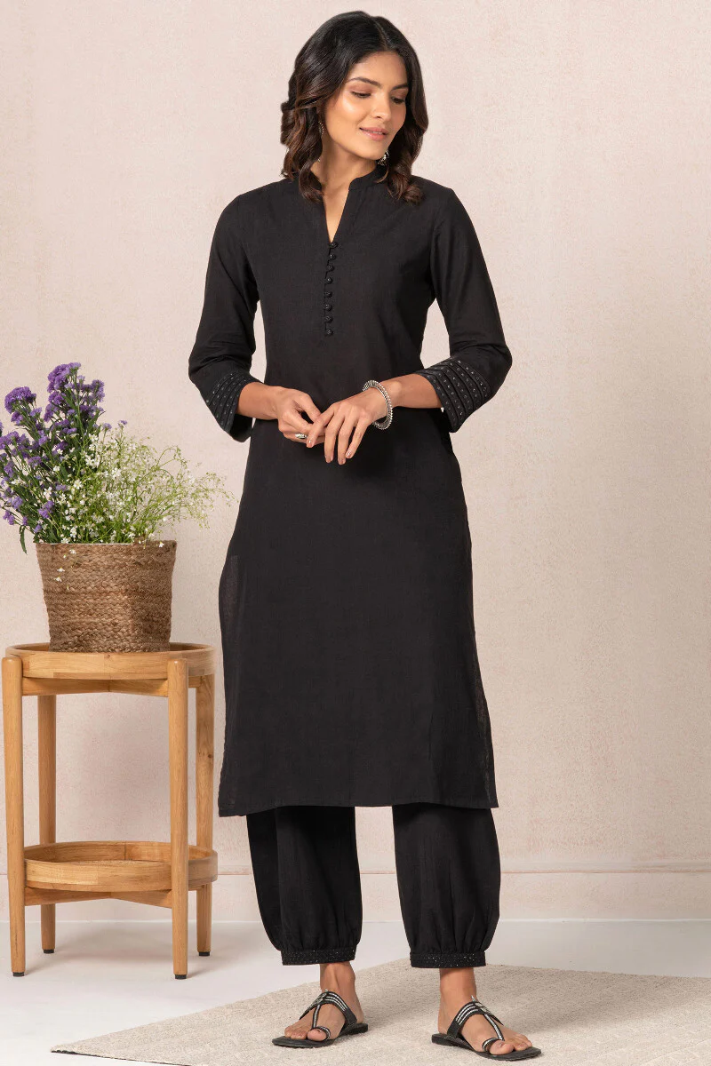 Nasrine Rehmat Black Handloom Kurta - Image 3