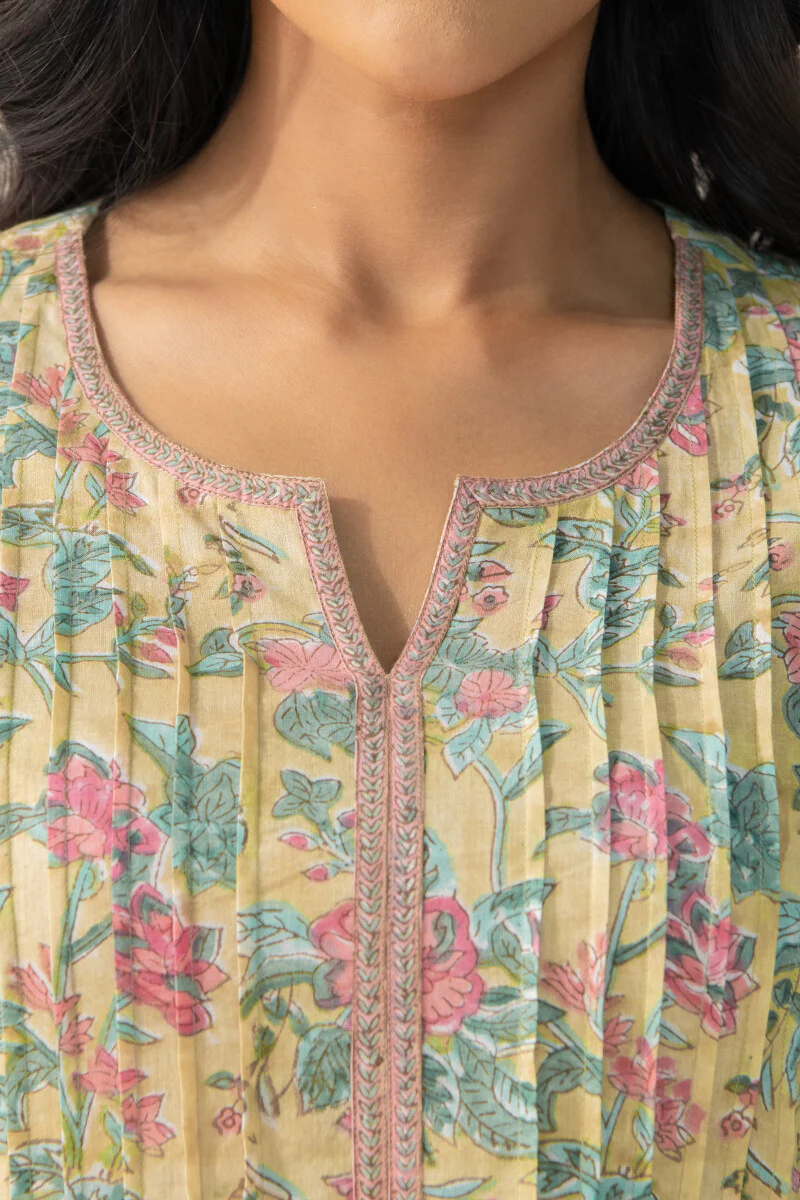 Nasrine Safeena Sanganeri Kurta - Image 3